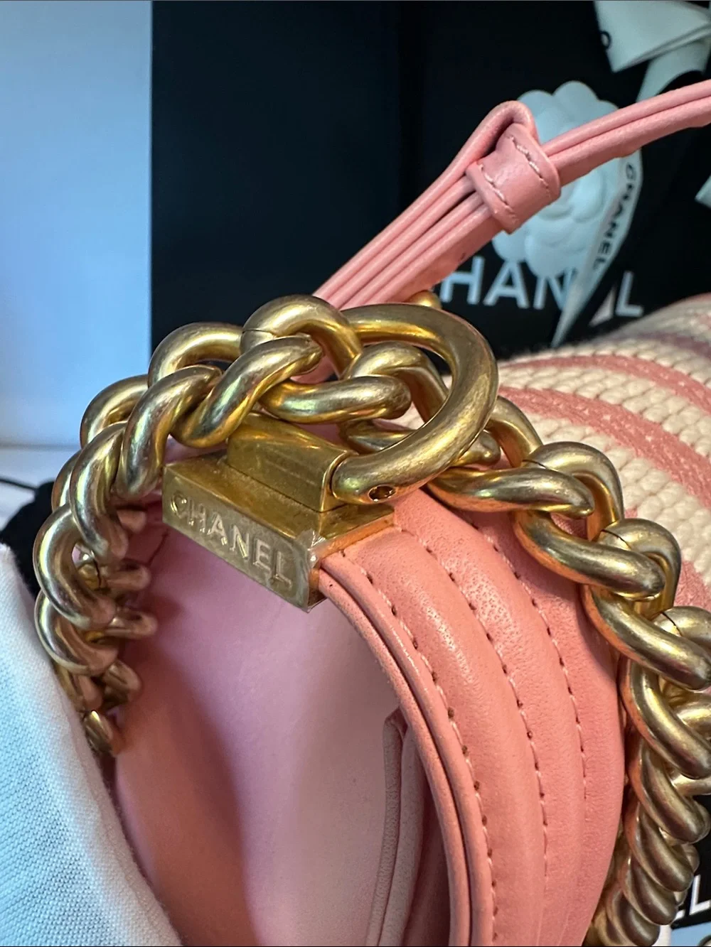 CHANEL Boy Bag 💕 Stunning pink & ivory chevron tweed with gold-tone hardware. A+
